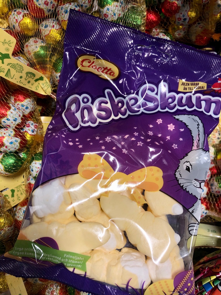 Danish Easter Candy Paskeskum marshmallow bunnies